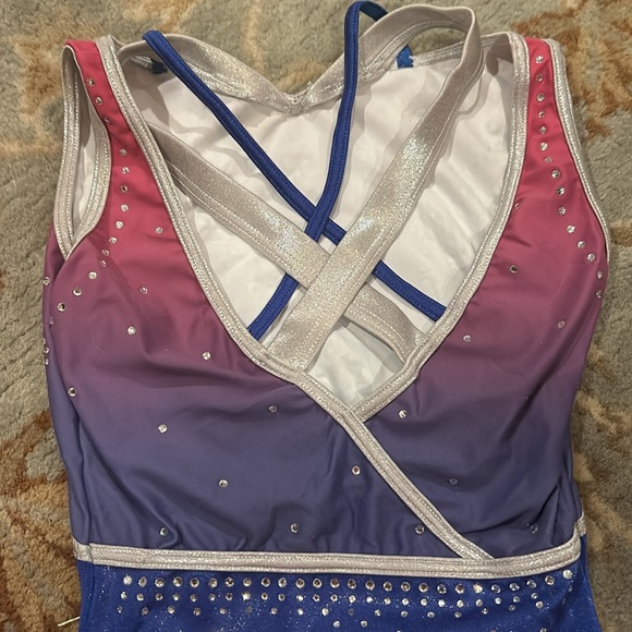 Leotards - Picture 3 of 5